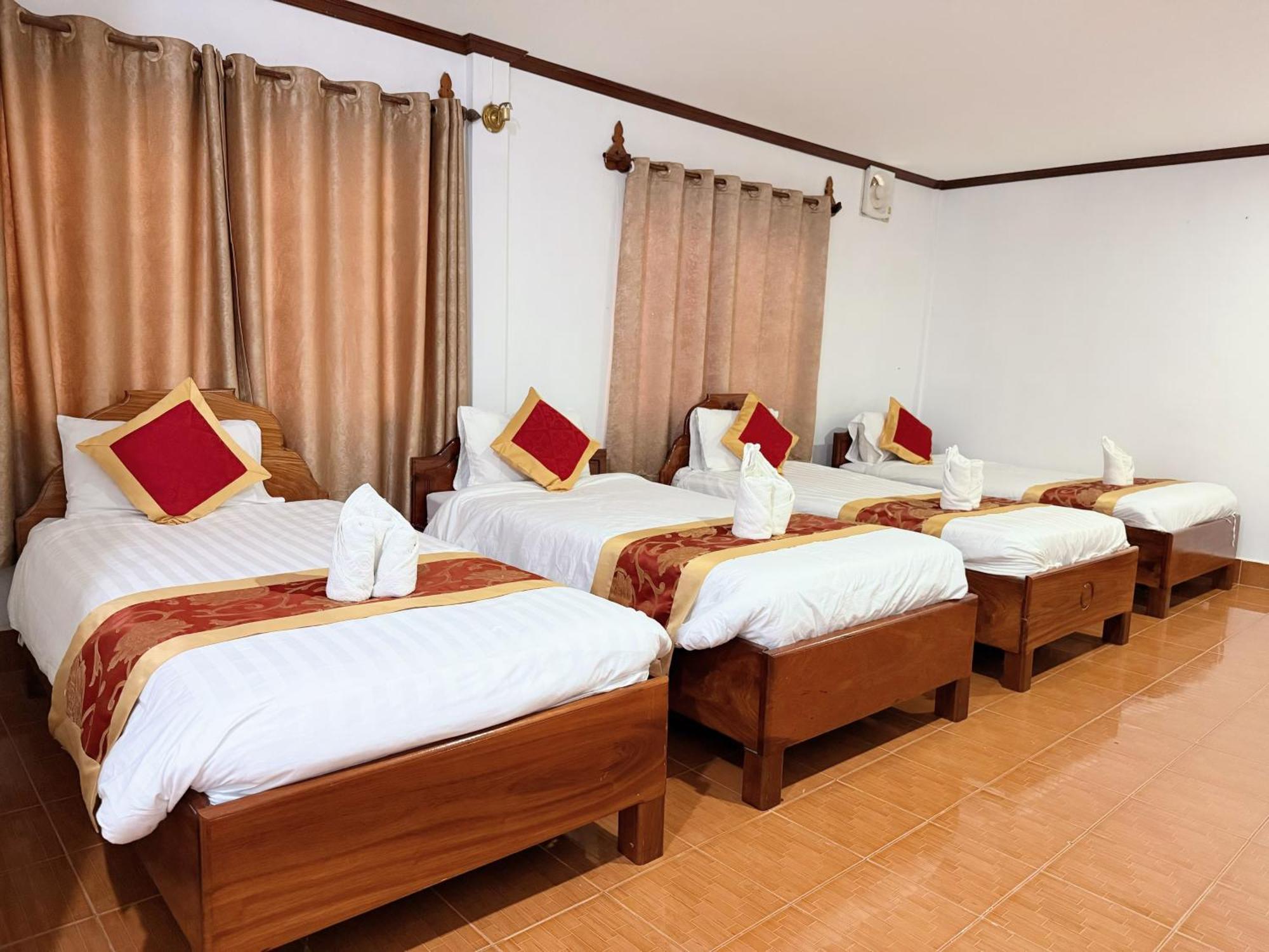 Vangvieng Sisavang Mountain View Hotel Vang Vieng Eksteriør bilde