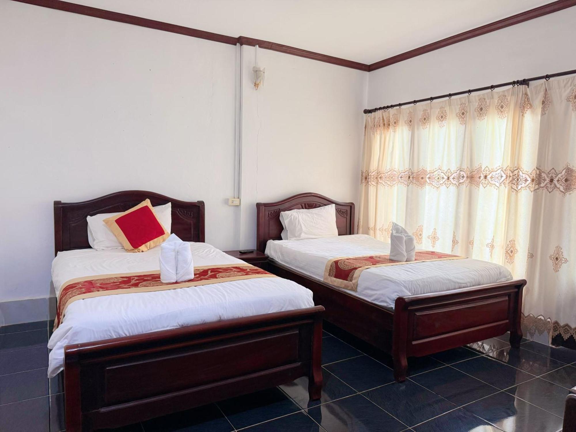 Vangvieng Sisavang Mountain View Hotel Vang Vieng Eksteriør bilde