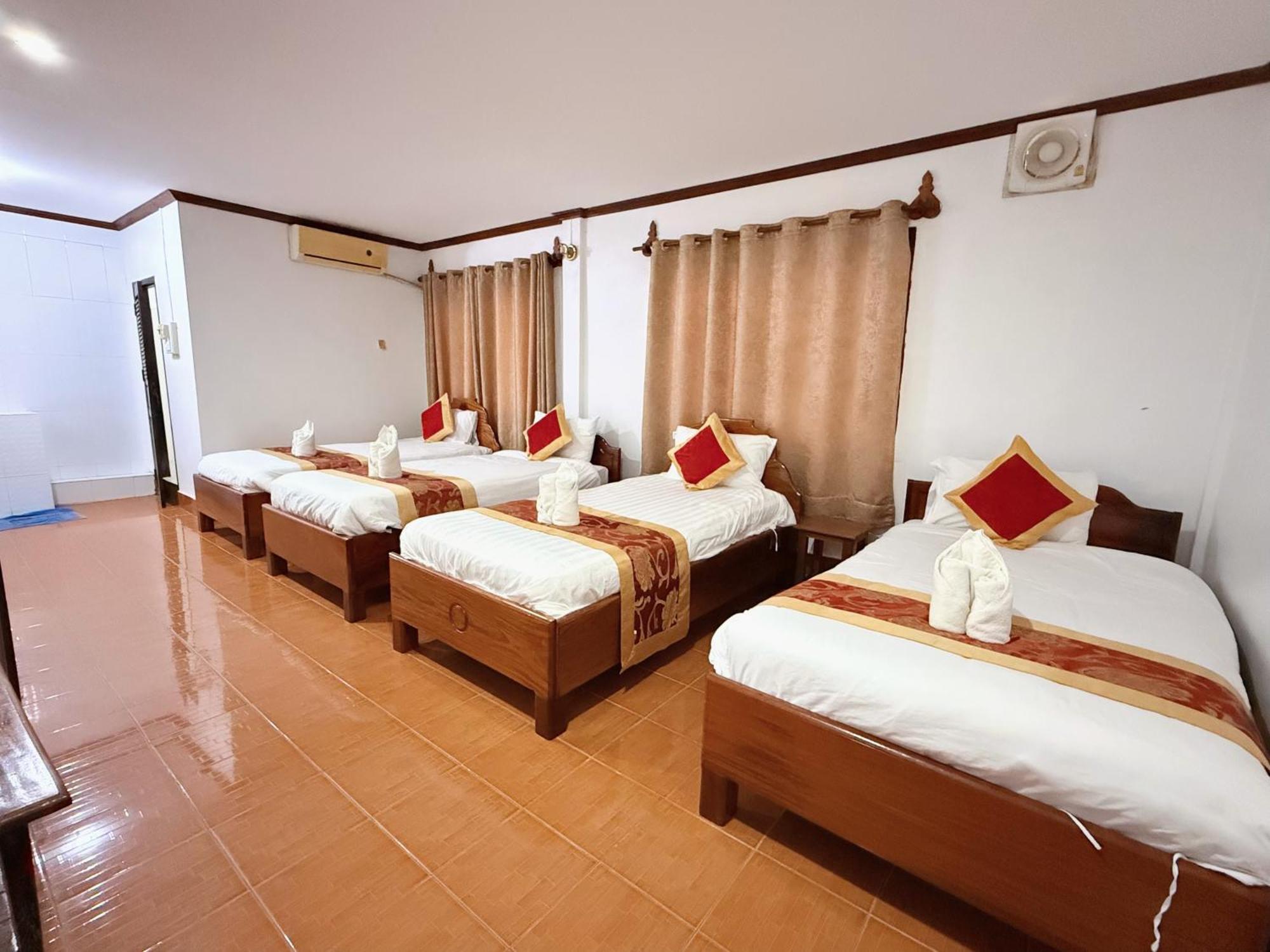 Vangvieng Sisavang Mountain View Hotel Vang Vieng Eksteriør bilde