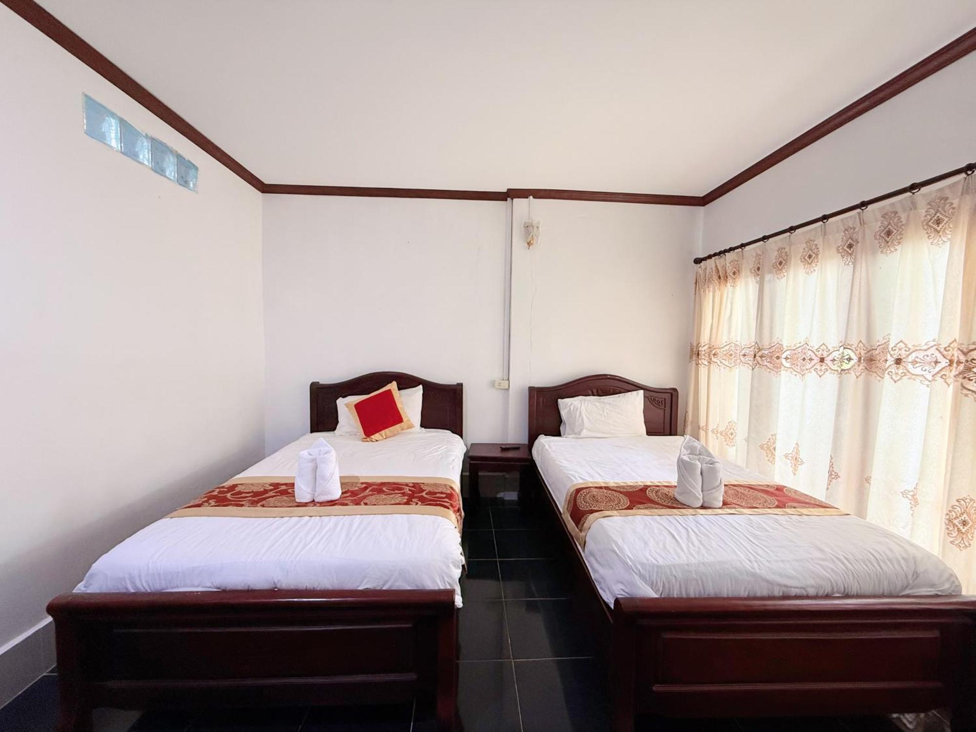 Vangvieng Sisavang Mountain View Hotel Vang Vieng Eksteriør bilde