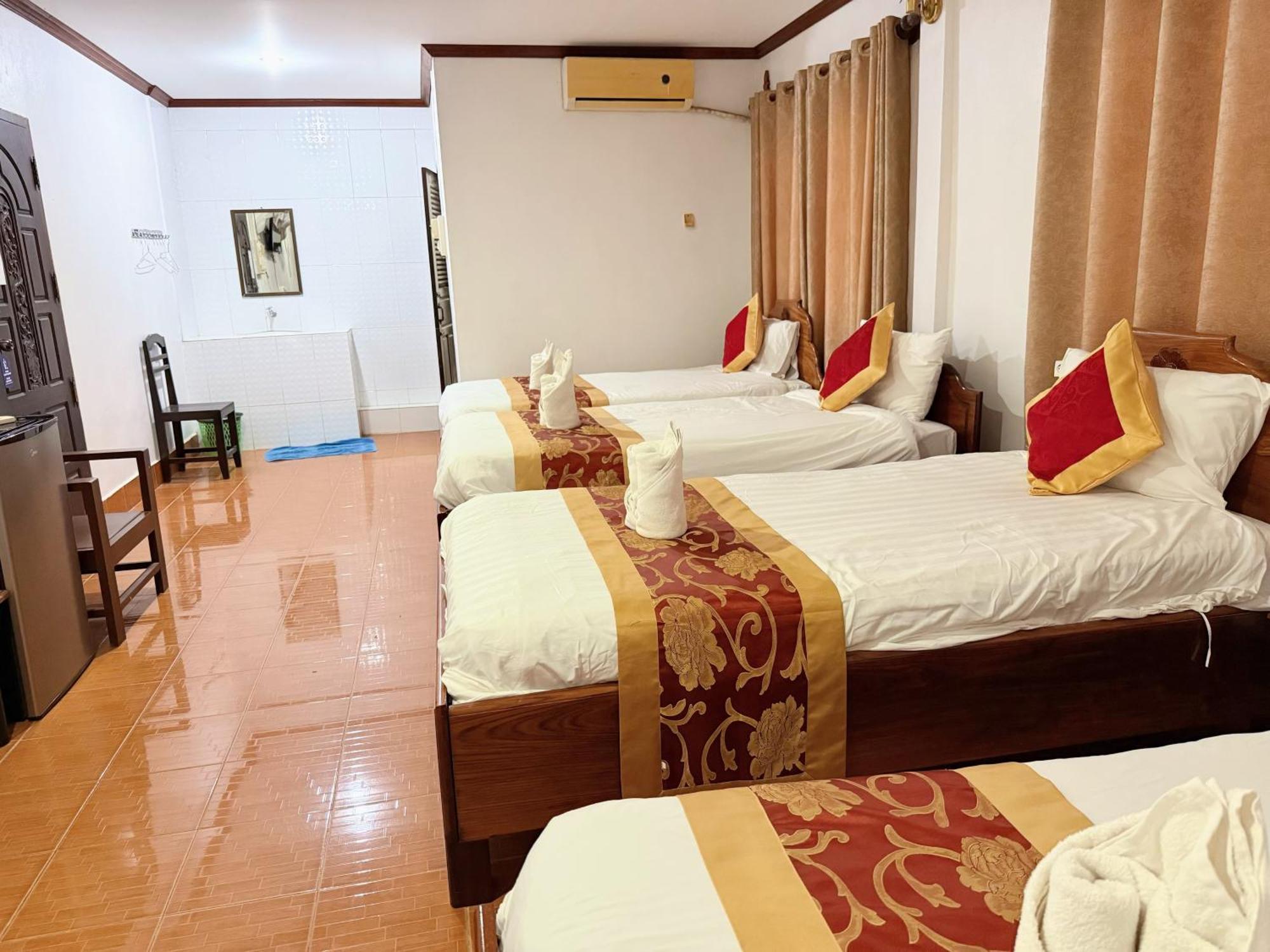 Vangvieng Sisavang Mountain View Hotel Vang Vieng Eksteriør bilde