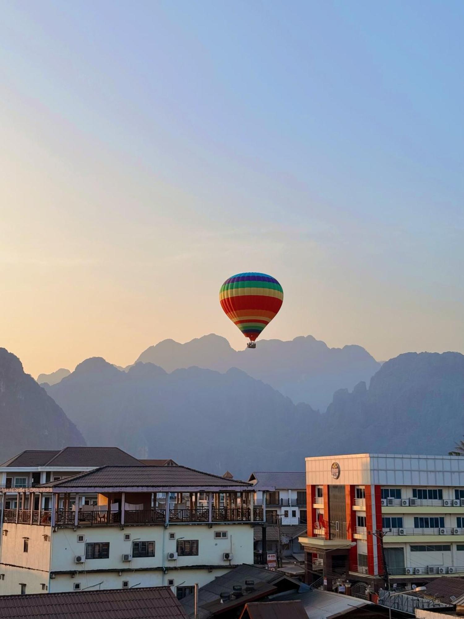 Vangvieng Sisavang Mountain View Hotel Vang Vieng Eksteriør bilde