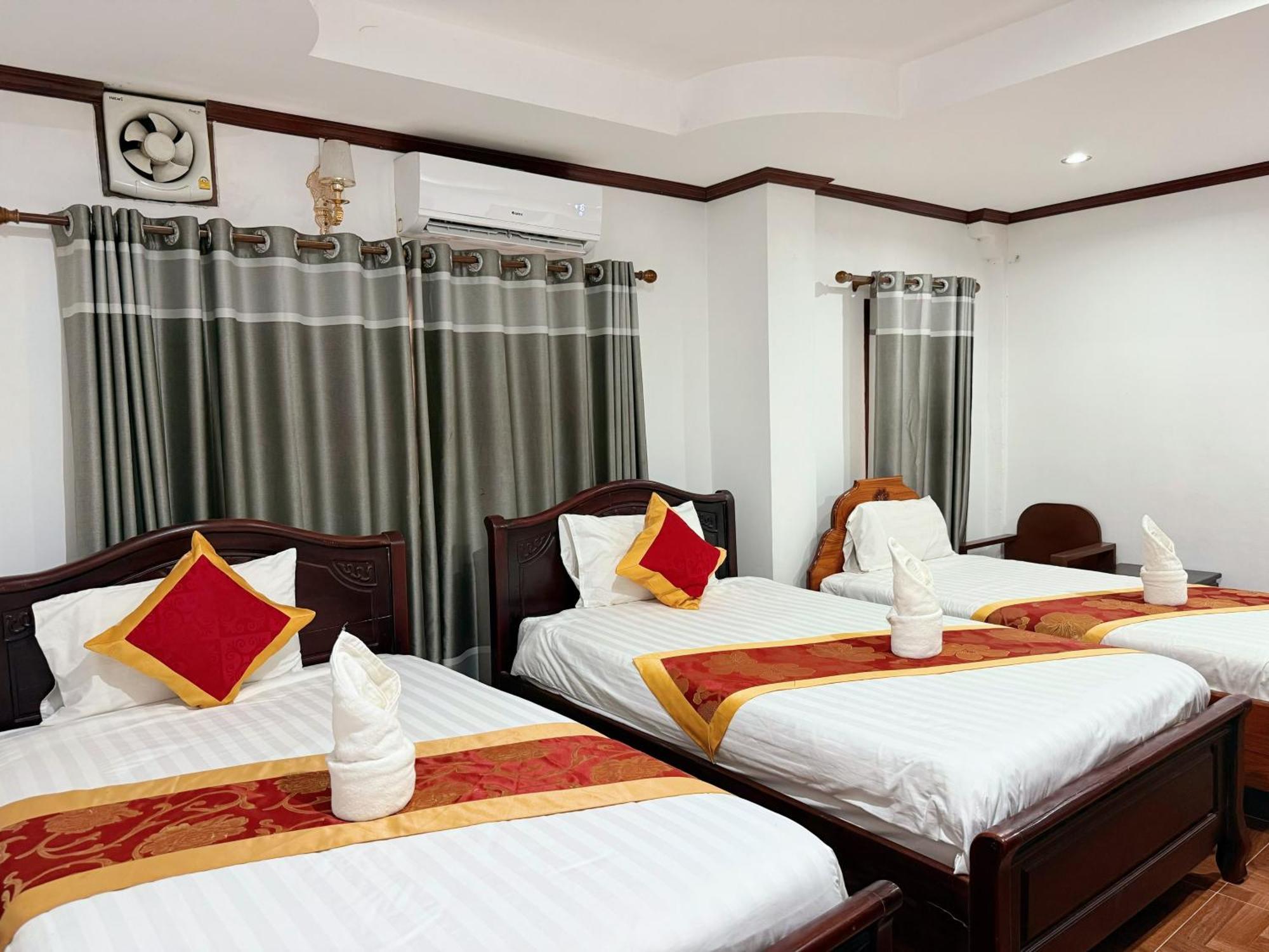 Vangvieng Sisavang Mountain View Hotel Vang Vieng Eksteriør bilde