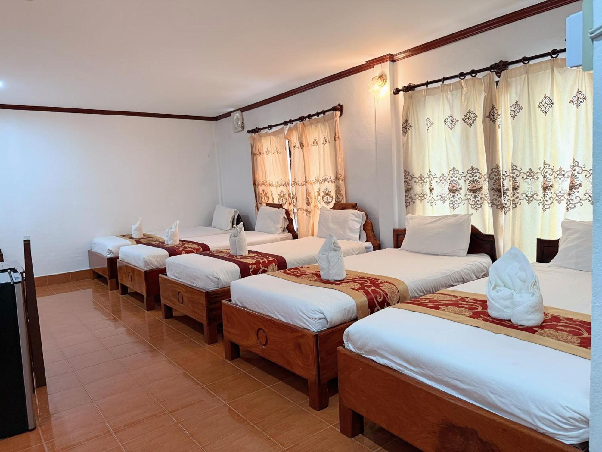 Vangvieng Sisavang Mountain View Hotel Vang Vieng Eksteriør bilde