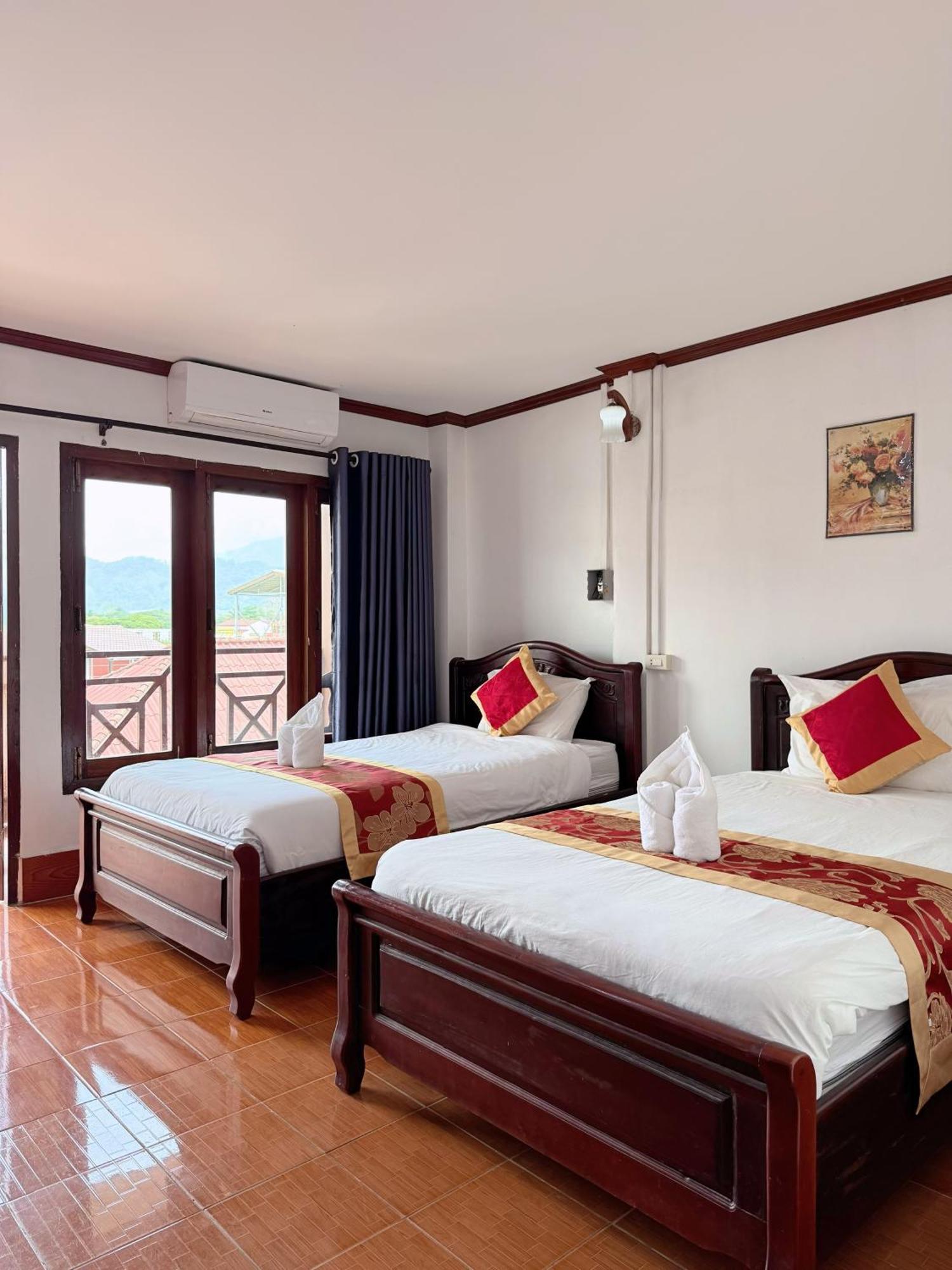 Vangvieng Sisavang Mountain View Hotel Vang Vieng Eksteriør bilde