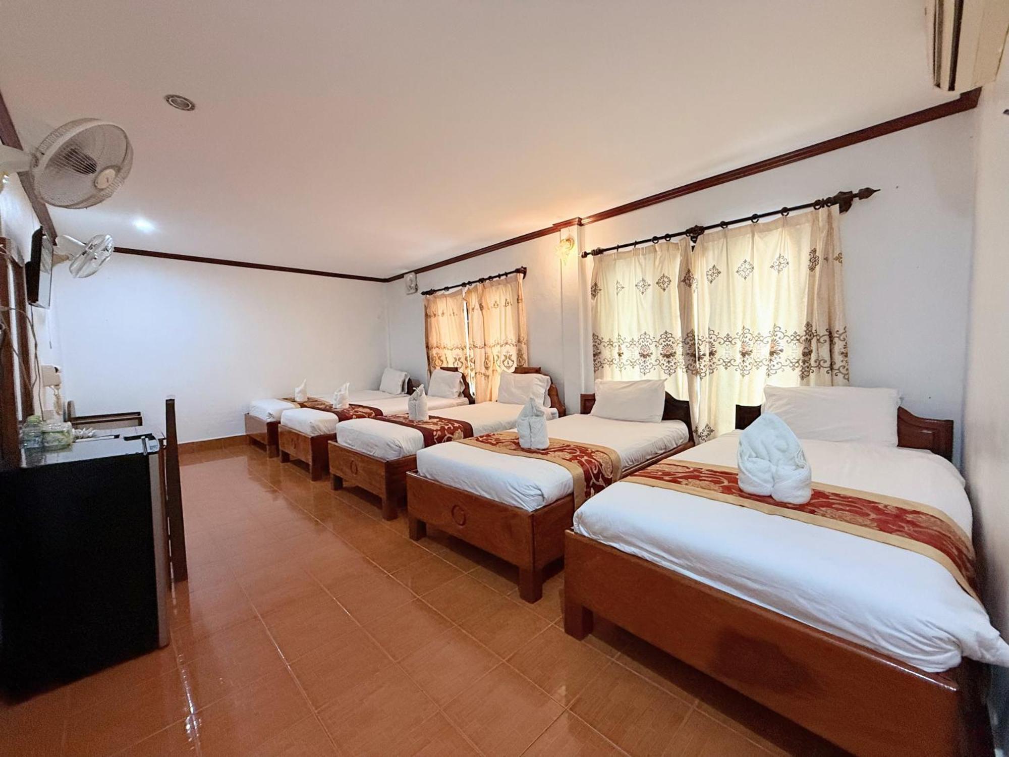 Vangvieng Sisavang Mountain View Hotel Vang Vieng Eksteriør bilde