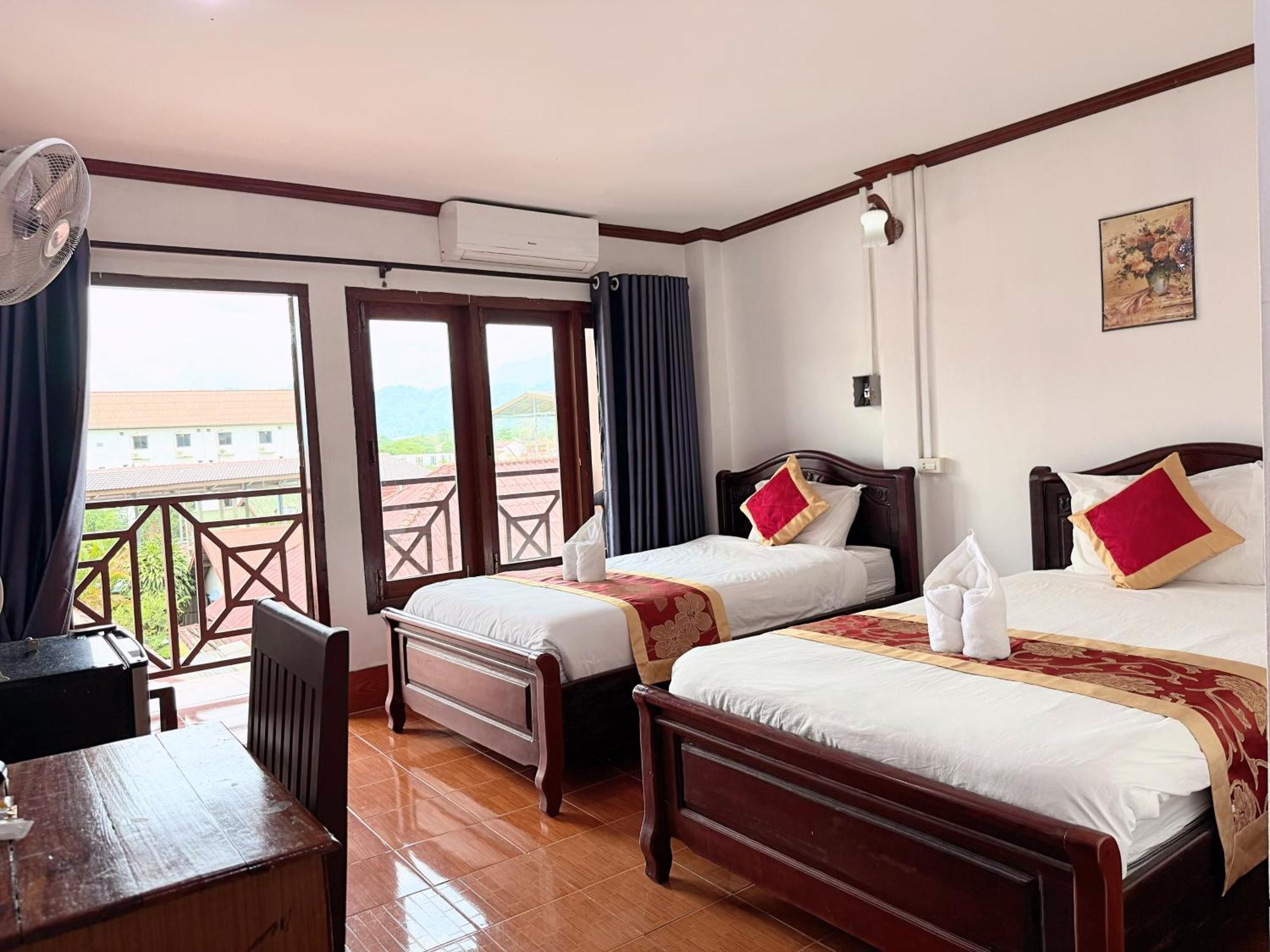 Vangvieng Sisavang Mountain View Hotel Vang Vieng Eksteriør bilde